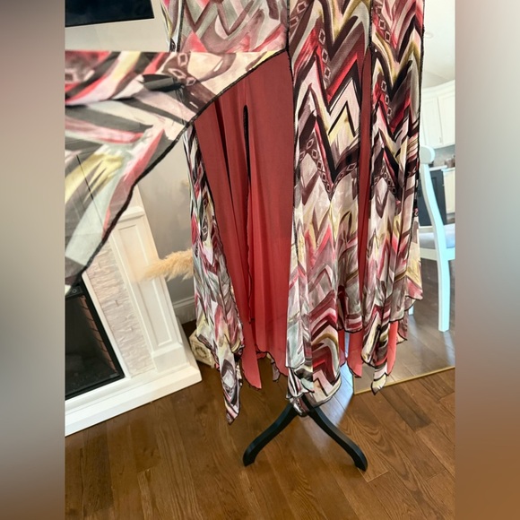 Asymmetrical Midi Skirt with Slit - Picture 2 of 5